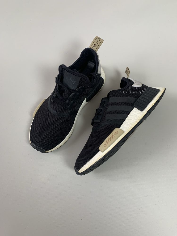 Кросівки adidas nmd розмір 39 24,5 см