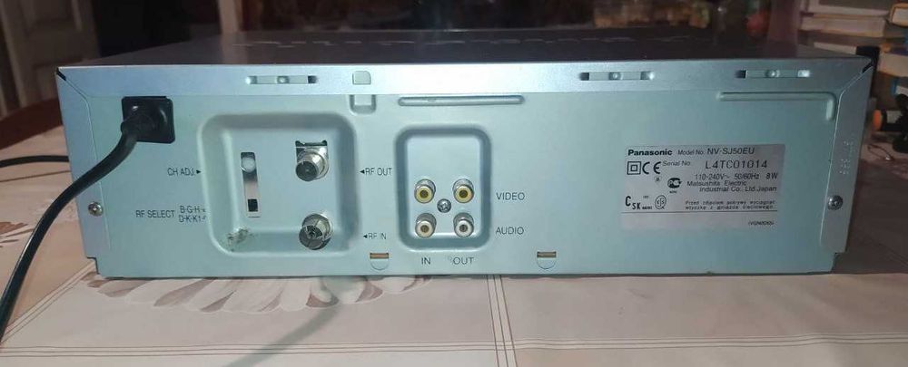 Видеомагнитофон Panasonic NV-SJ50