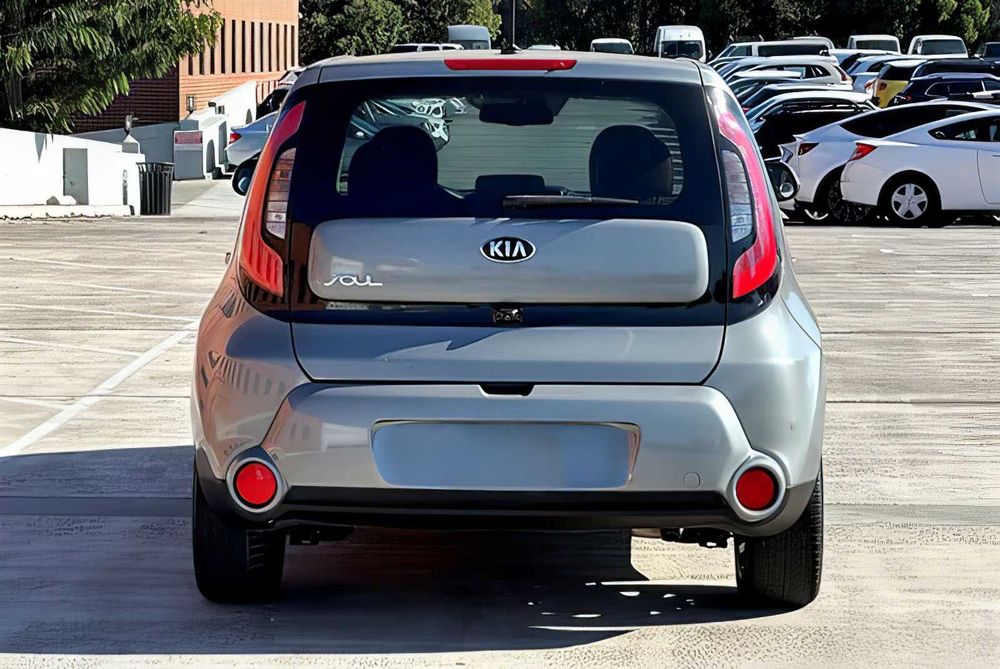 Kia Soul      2016