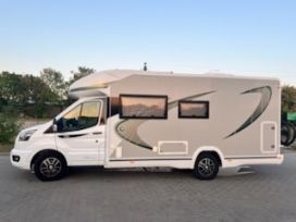 Ford Chausson 720 Premium Titanium doposażony FV VAT. Niski przebieg.