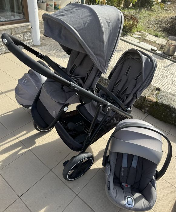 Conjunto passeio bebe gemeos + cadeiras auto cybex