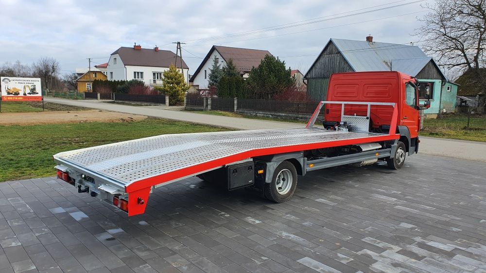 Zabudowa Mercedes Atego dmc 7,5t - 10t. Laweta najazd pomoc drogowa