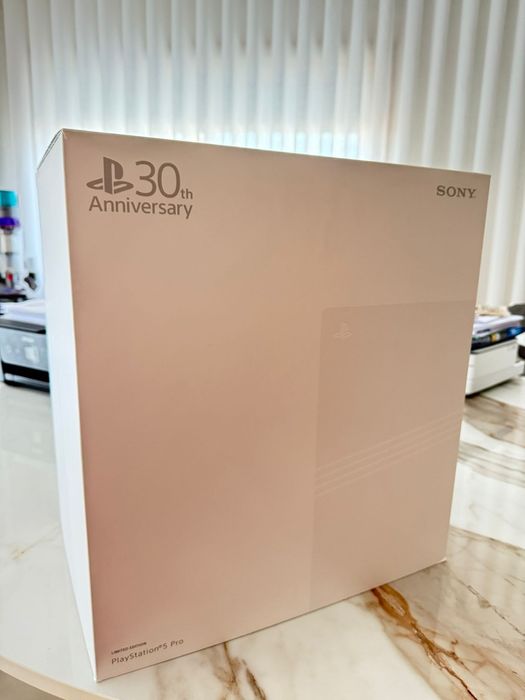 Playstation 5 Pro 30th Anniversary 2TB