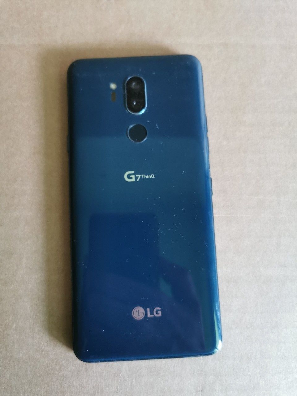 LG G7 Thinq smartfon