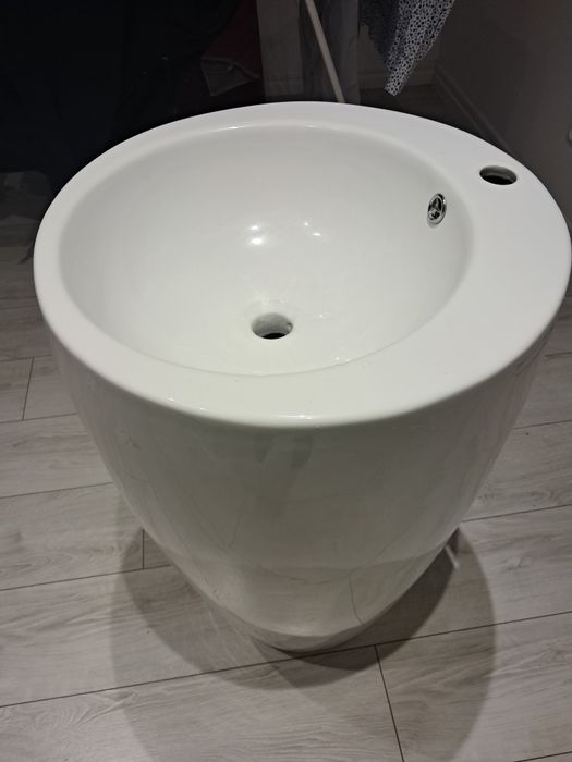 Umywalka wolnostojąca Lux-Aqua 40128