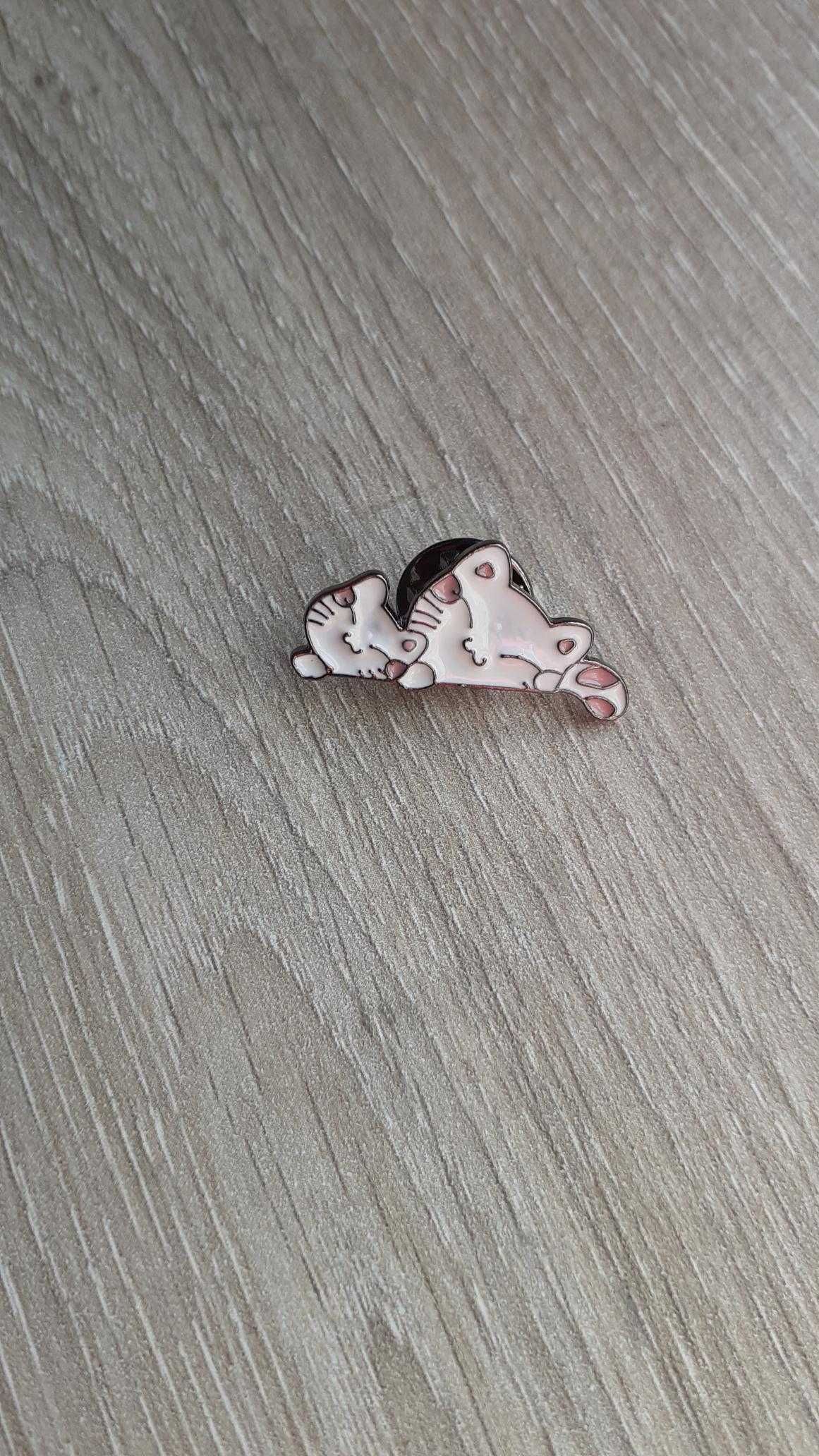 Pin com gatos novo