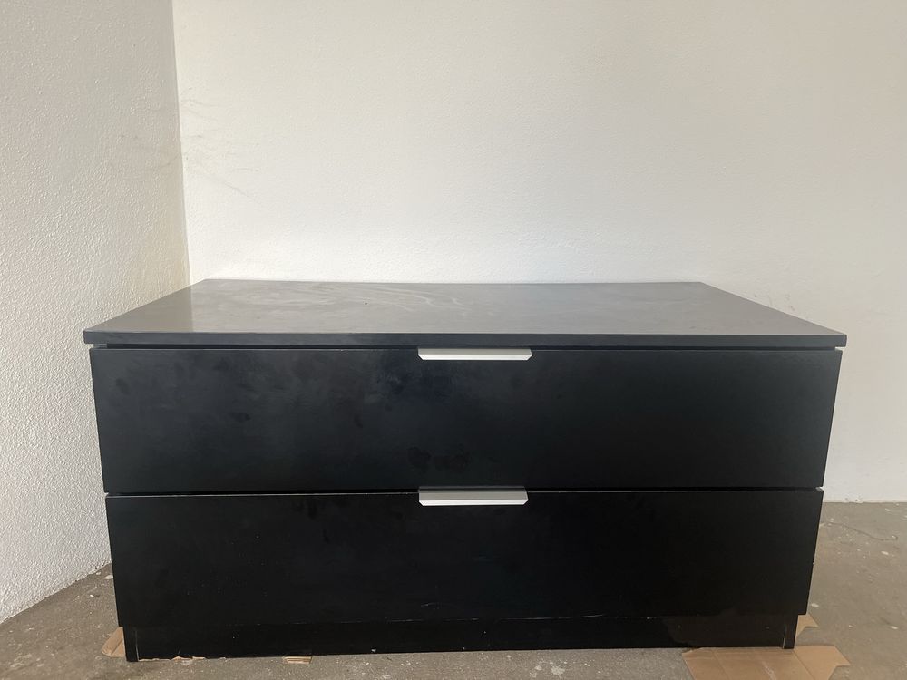 Vendo Móvel e ofereço mesa apoio sofá