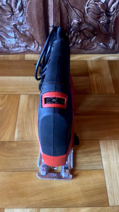Wyrzynarka elektryczna przecinarka piła Einhell TC-SS 550