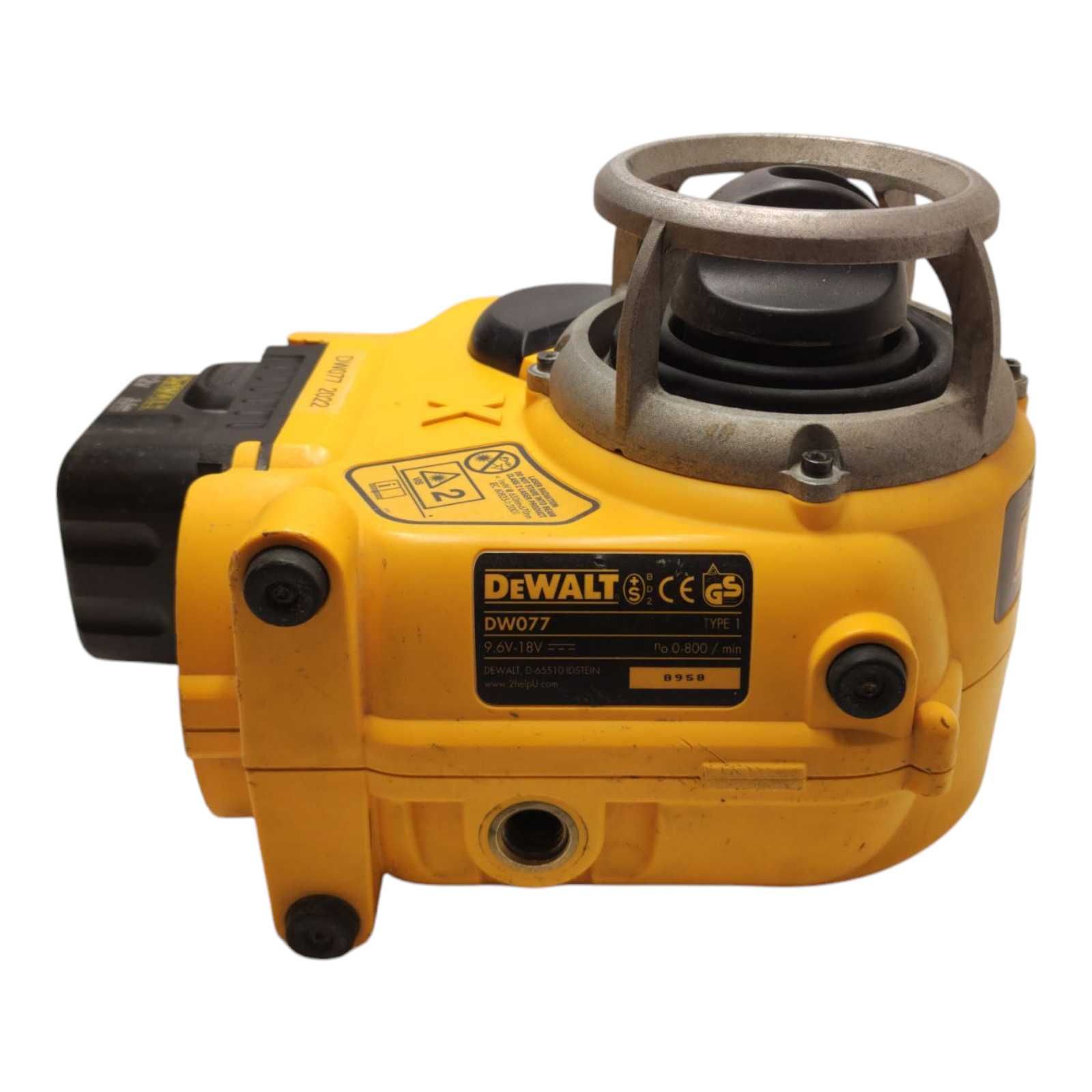 Niwelator DeWalt DW077 (2022) Type 1