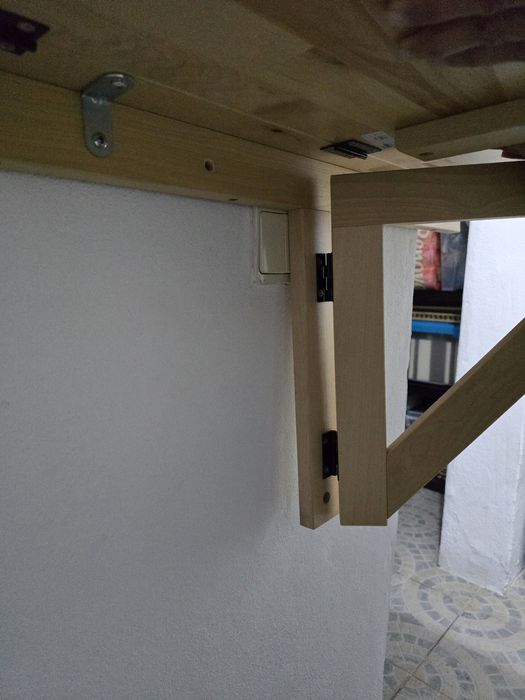 Mesa) Ikea Modelo "Norbo", Em Betula 79x59cm.