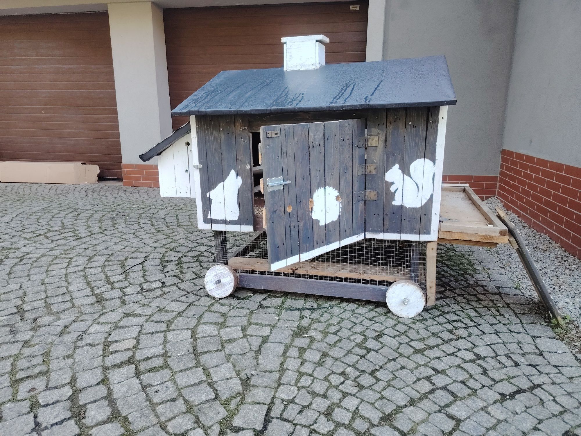 Kurnik na 8-10 kur ocieplony z wentylacją