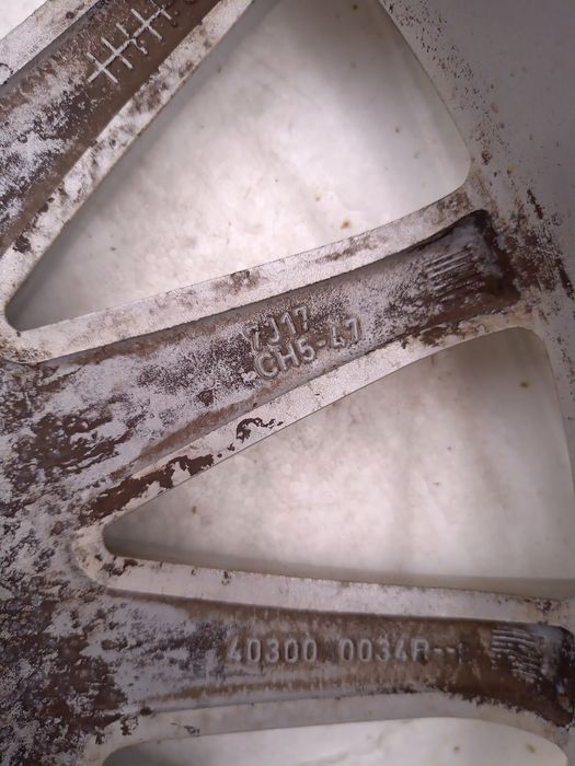 Renault laguna III felga aluminiowa R 17