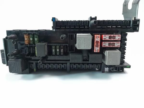 Caixa fusíveis / SAM / BSI MERCEDES-BENZ Classe C (W204)