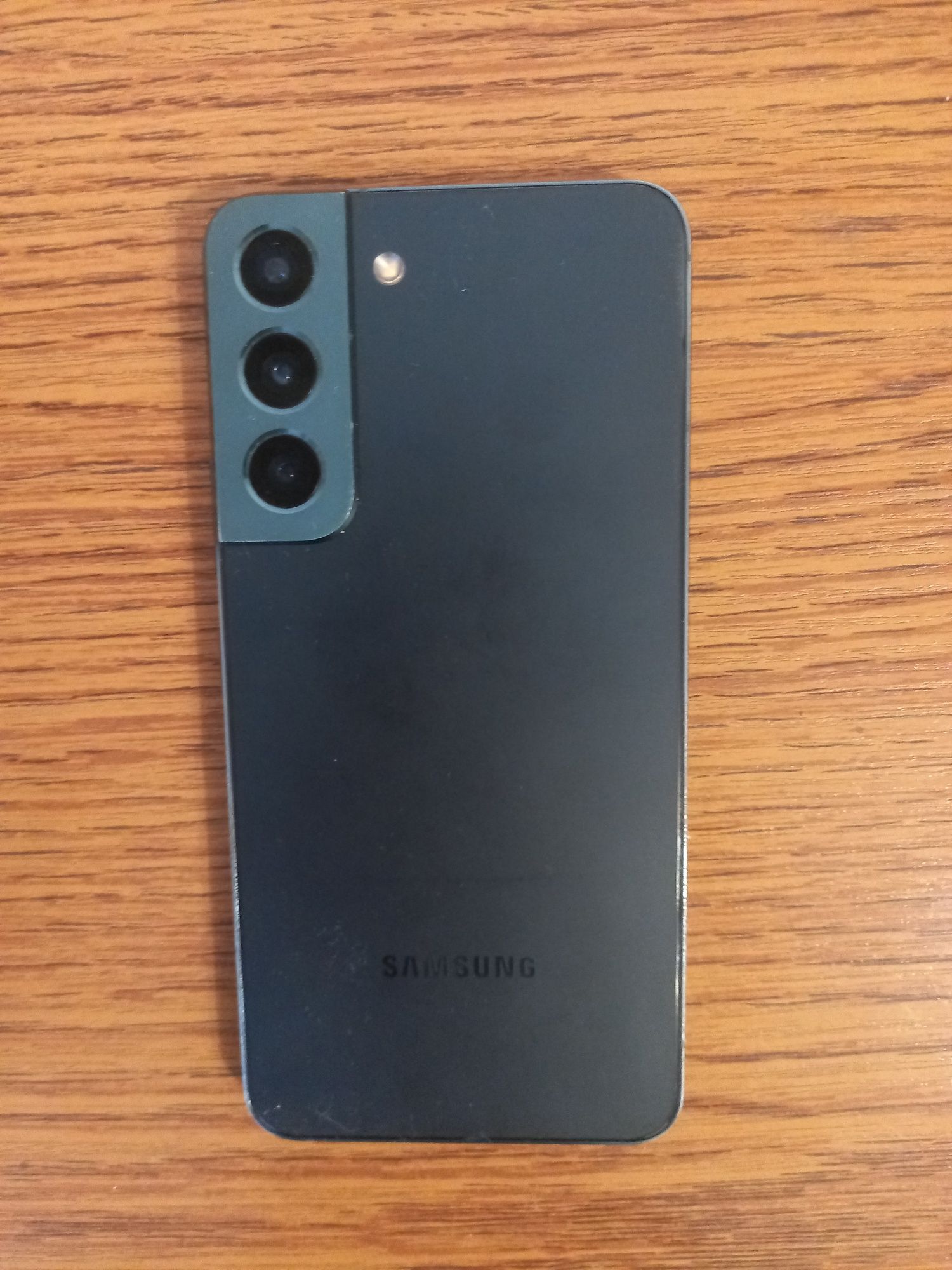 Телефон Samsung s 22