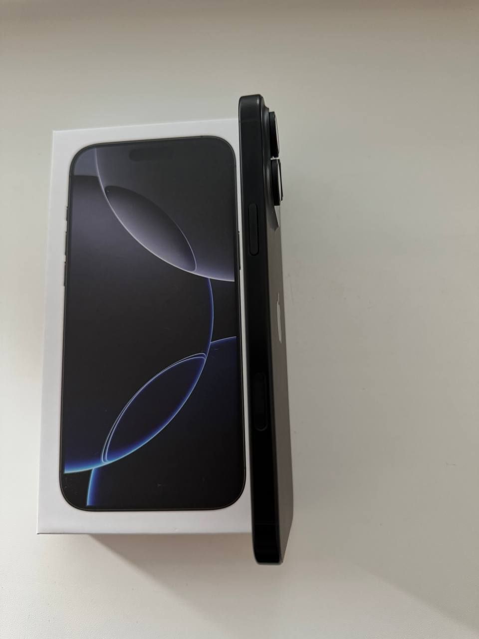 iPhone 16 Pro Max Black Titanium 256GB
