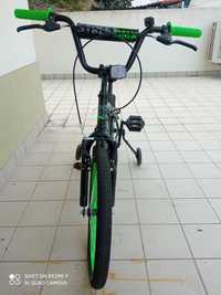 Bicicleta BMX de criança