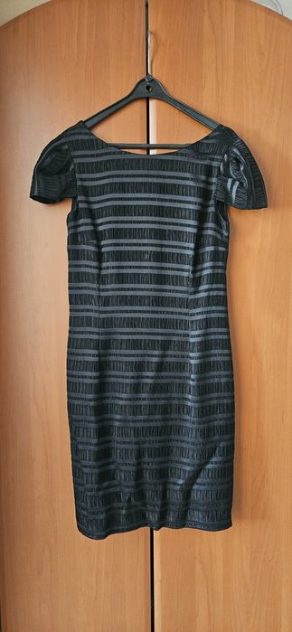 Czarna elegancka sukienka