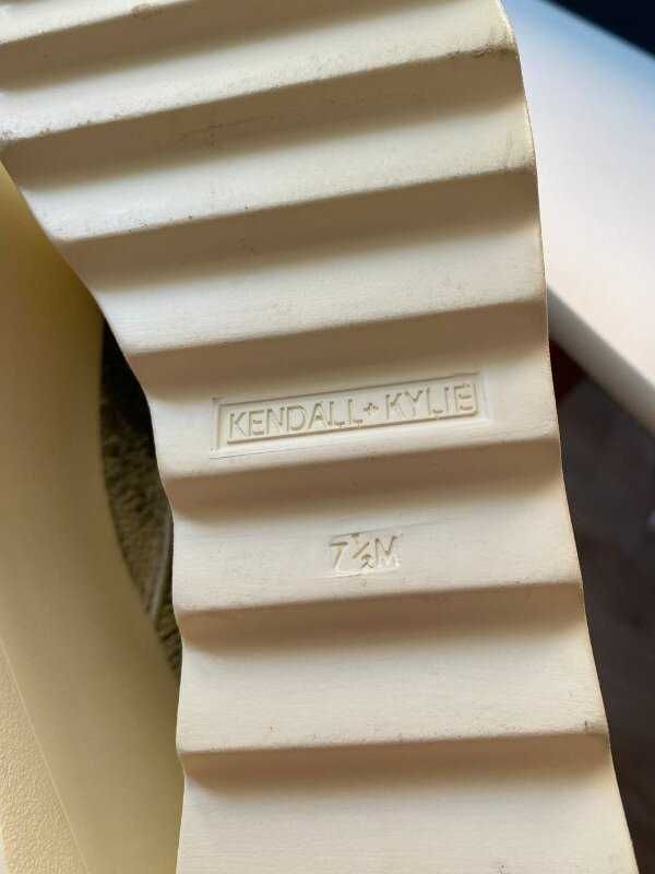 Красиві жіночі лофери сліпони kendall+kylie шкіра сріблясті, р 37,5-38