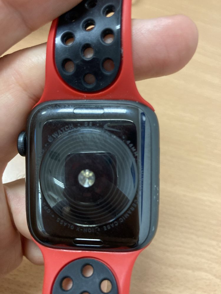 Apple Watch SE 44mm