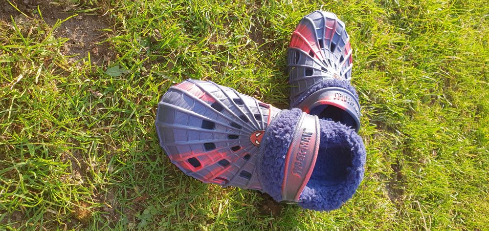 Sandały kapcie buty