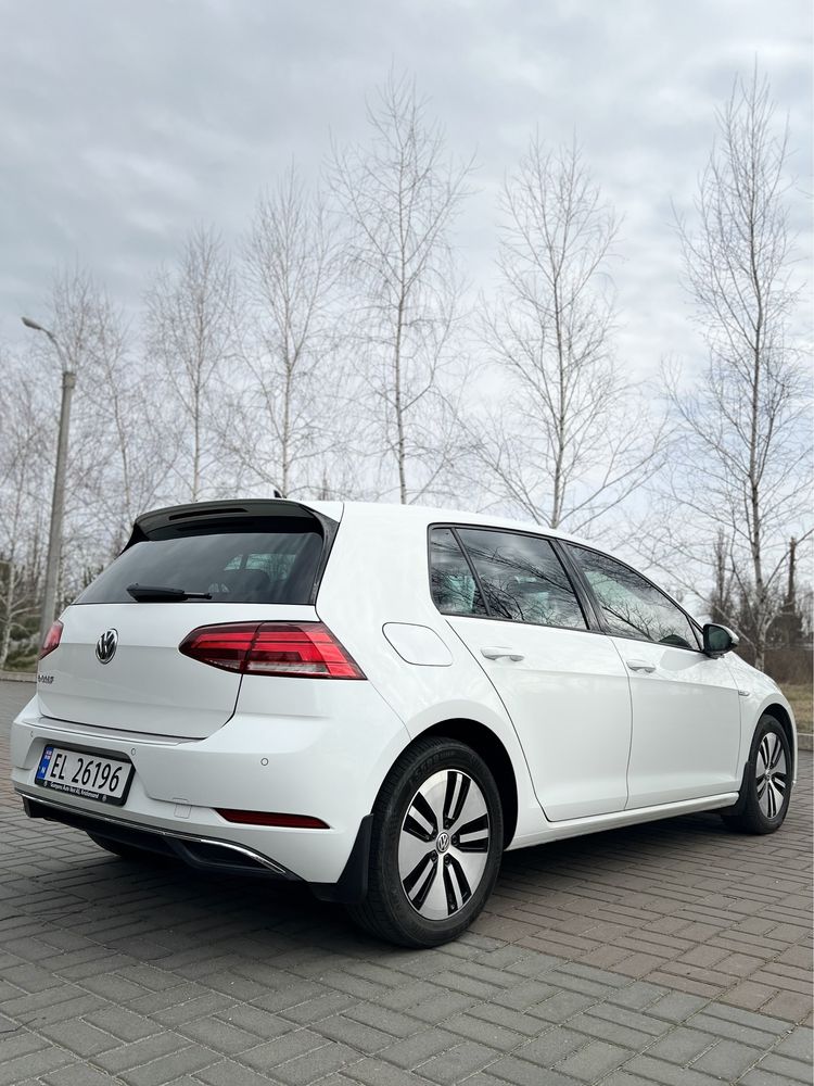 Volkswagen E-Golf, 36kWh, 2017 рік