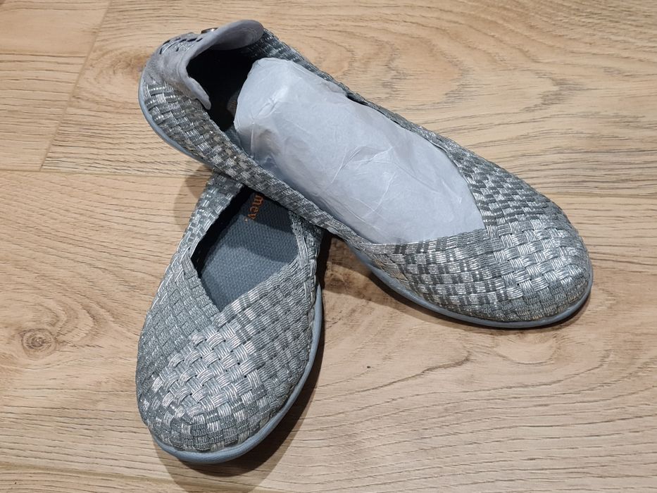 Sapatilhas prateadas