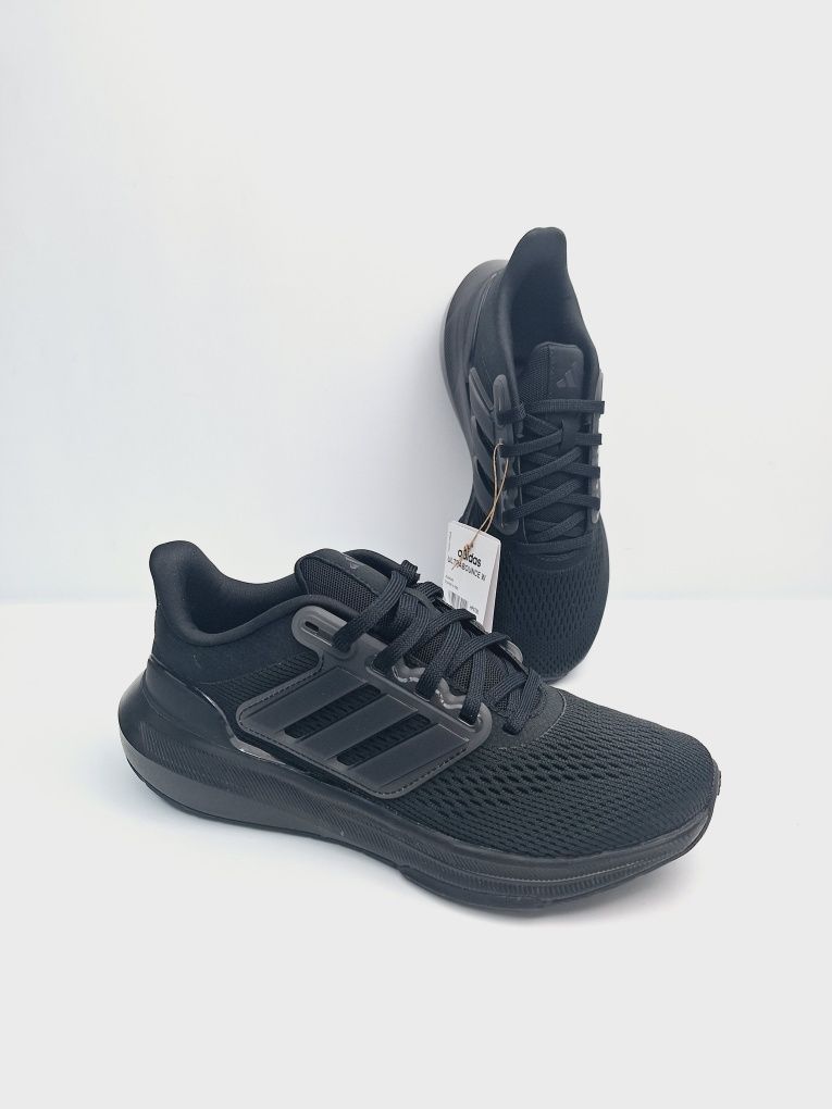 Adidas оригінальні кросівки