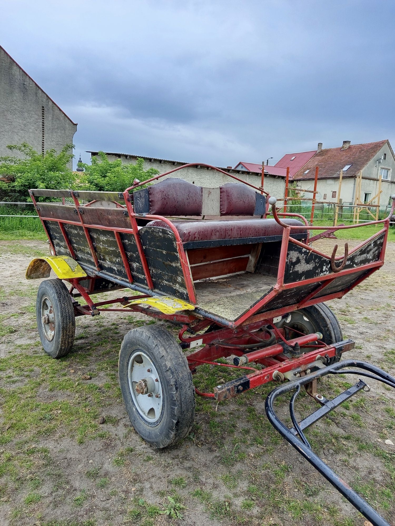 Bryczka konna wagonetka do renowacji