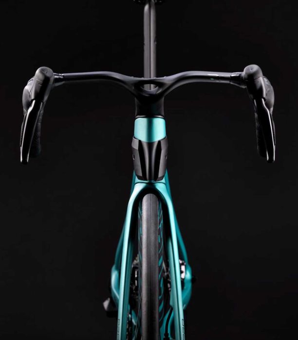 Nowy rower szosowy BIANCHI OLTRE PRO Force AXS E1 2026 Super Cena!