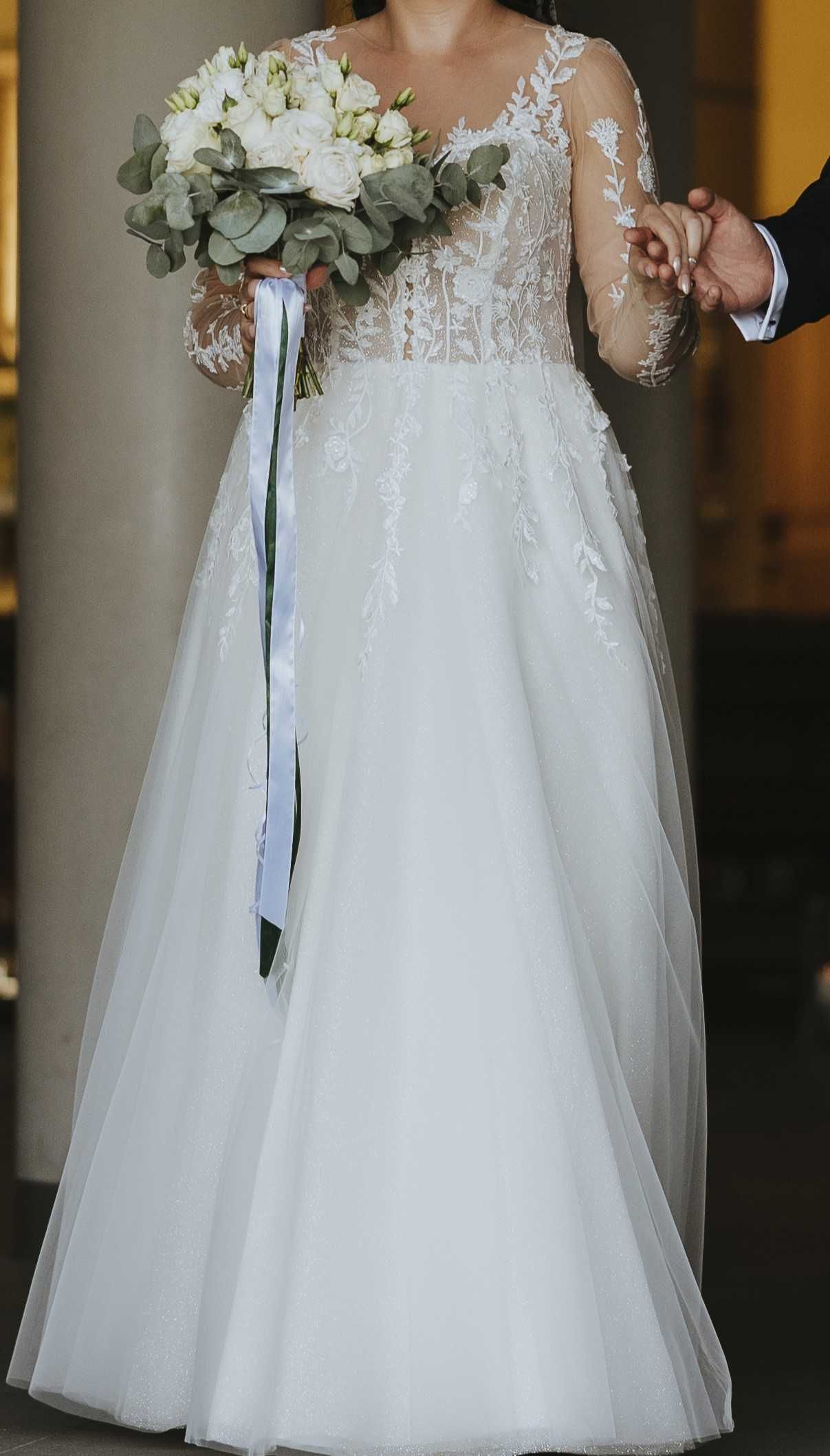 suknia ślubna, brokat, rozmiar około 40 szyta na wymiar, kształt A