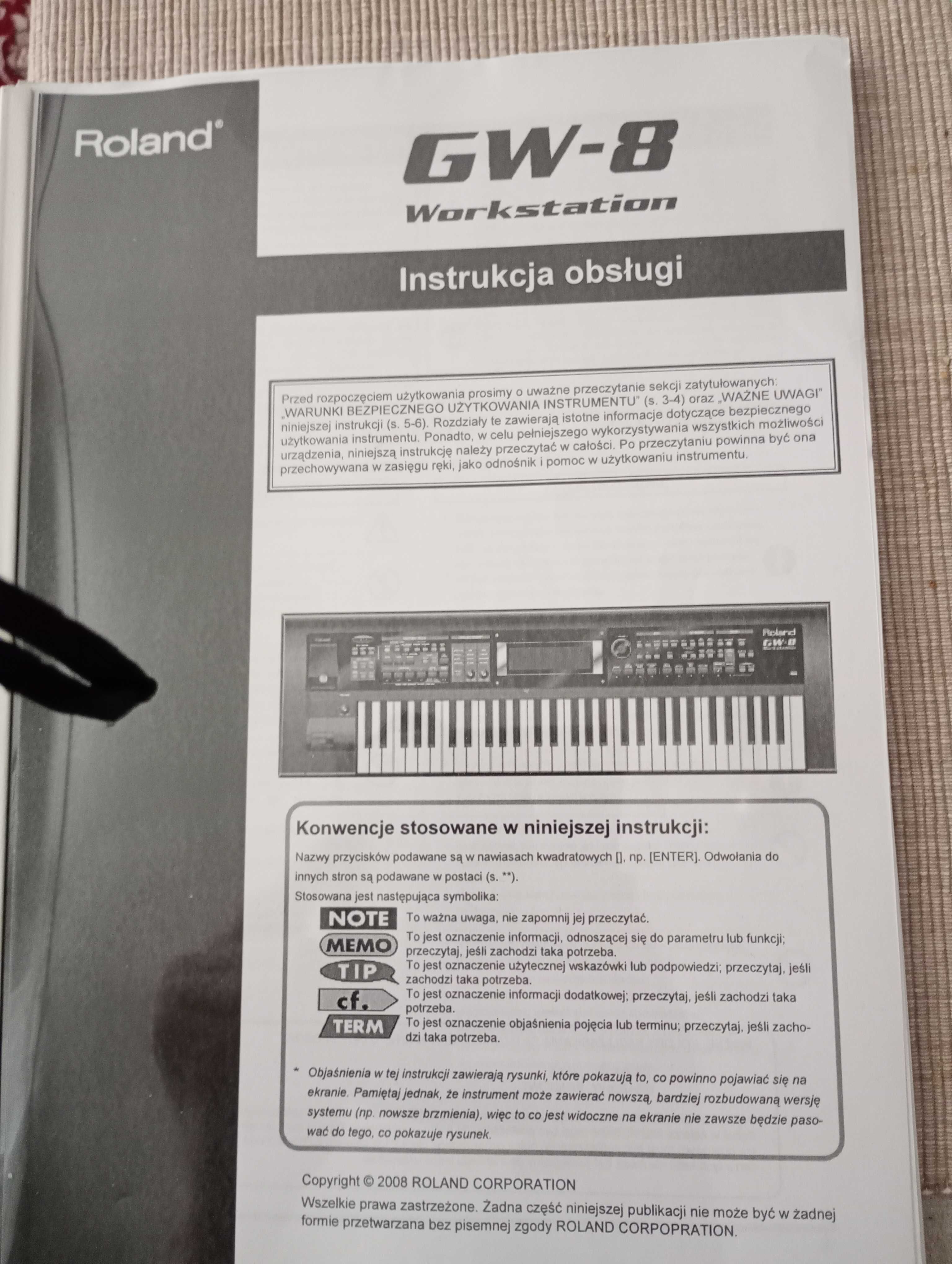 Keyboard Roland GW-8 Workstation odtwarza Mp3