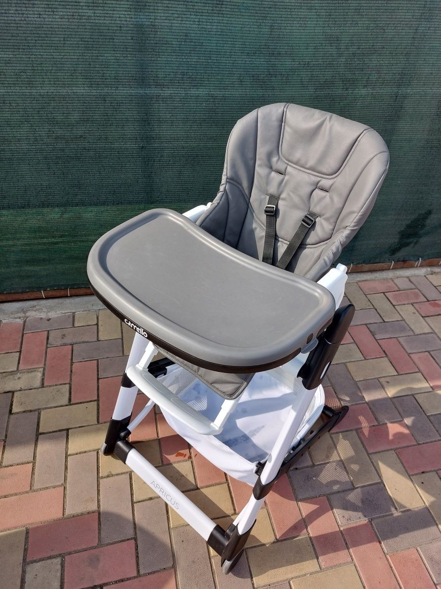 Стул для кормления CARRELLO Apricus