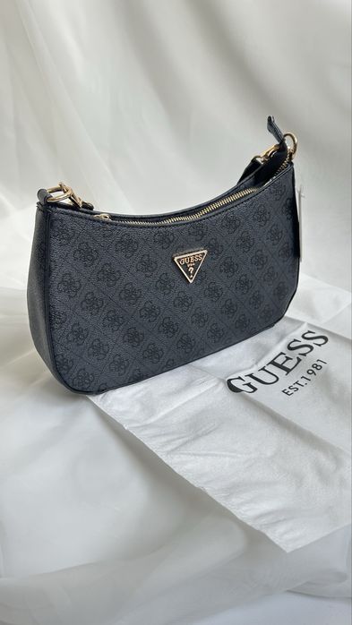 Сумка Guess в комплекті з пильником