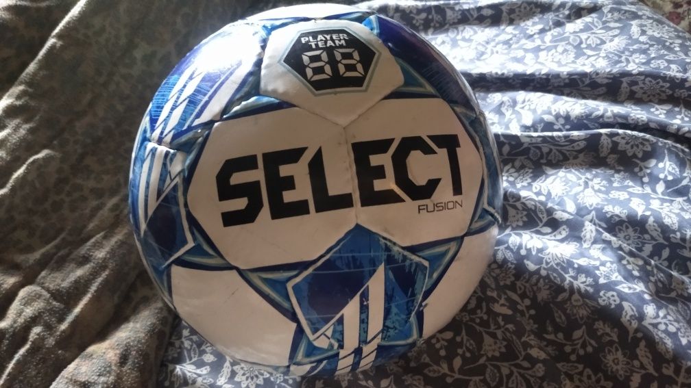 мяч футбольный select