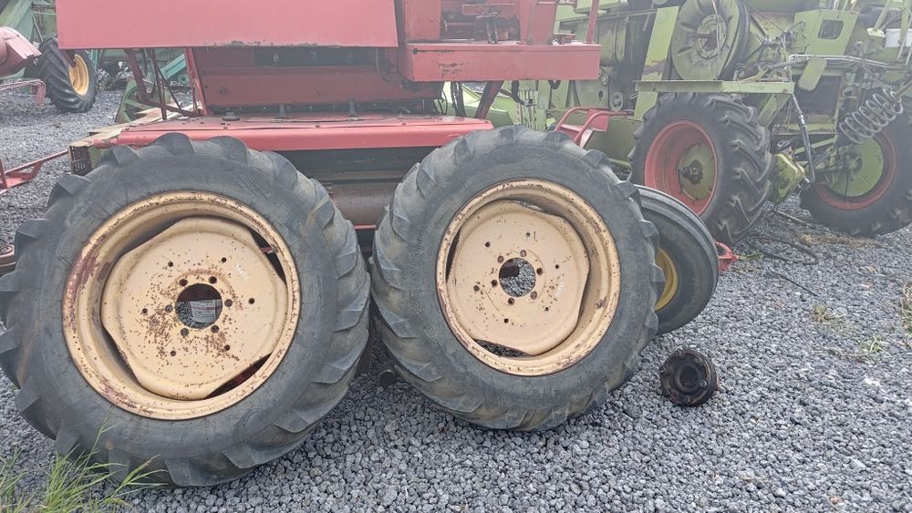 Koło 12,4 r 28 – 20 x 20 Massey Ferguson