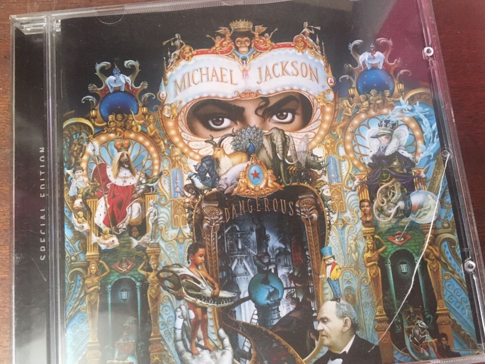 Cds Michael Jackson - Invincible e Dangerous