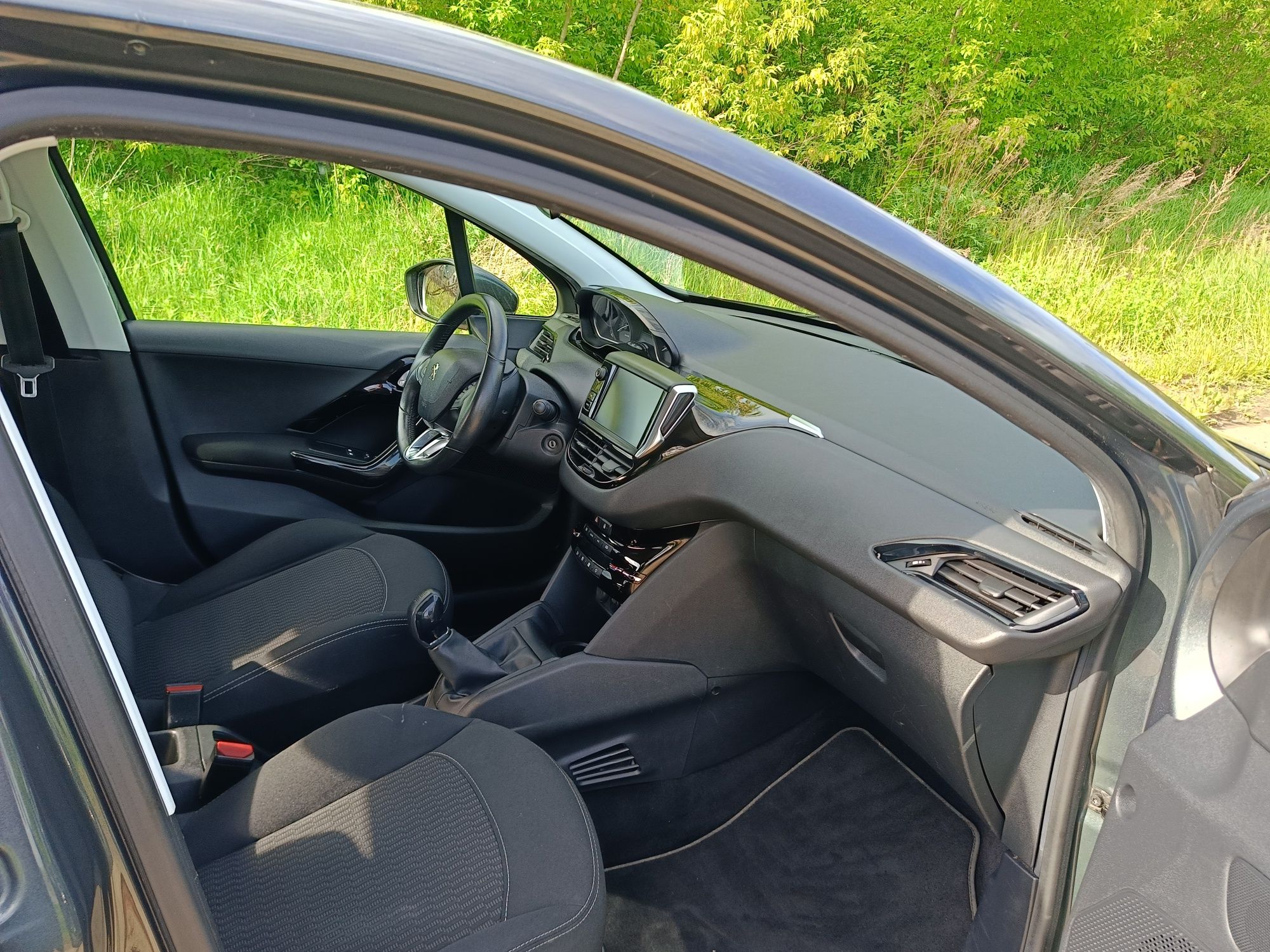 Peugeot 208 1.6 HDi 2017 r