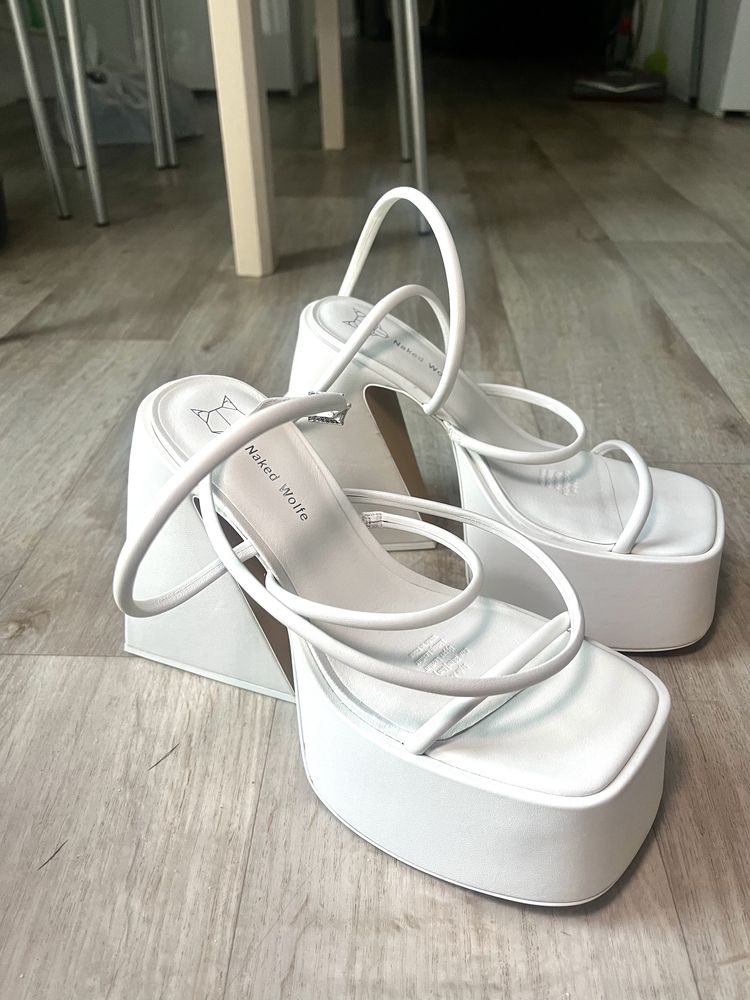 Zapatos Naked Wolfe