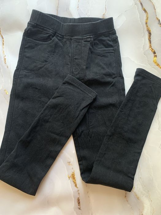 Чёрные джинсы скини