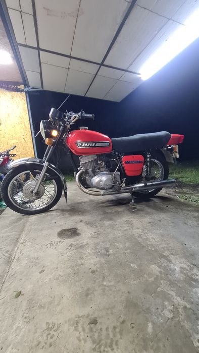 Мотоцикл іж планета 5