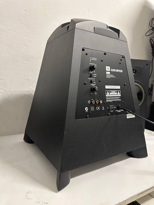 140 Watt! Subwoofer aktywny JBL SUB 140P/230,