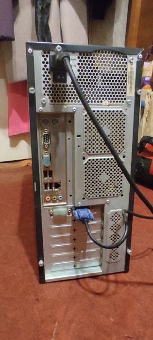 Продам рабочий офисный компьютер