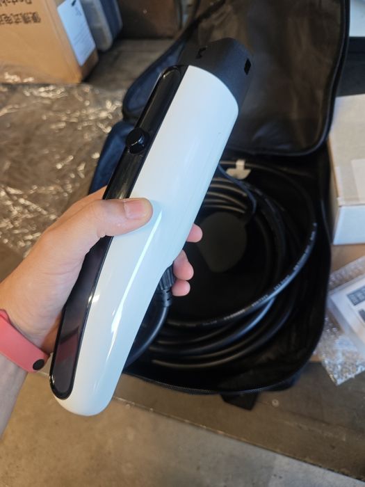 Зарядное Type 2 , 8-16A  5м кабель, блок встроен в пистолет.