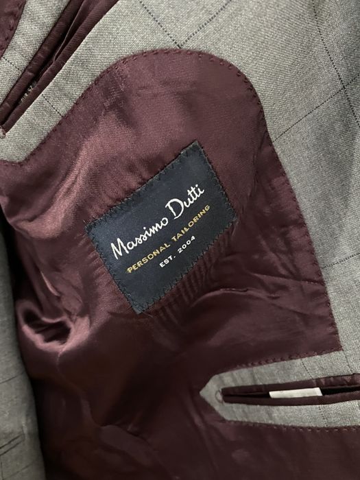 Fato Massimo Dutti top. Com colete.