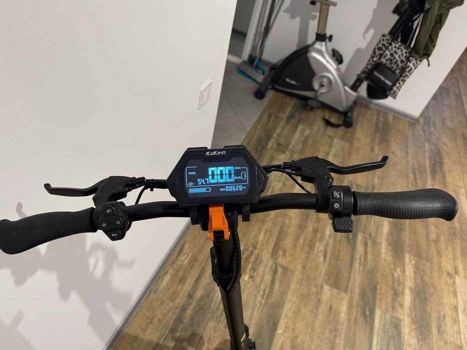 Продам електросамокат Kugoo Kirin G2 Master, пробіг 628 км