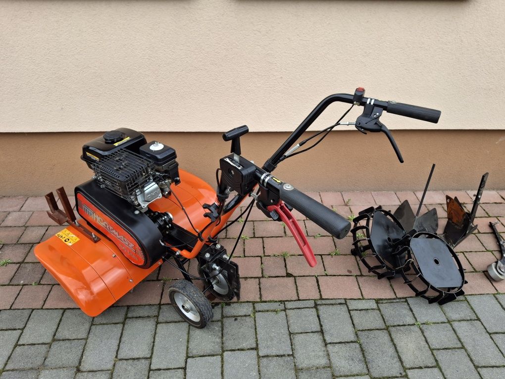 Wynajem glebogryzarki wynajmę glebogryzarke