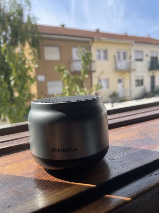 Caixa de Som lenovo EXCELENTE