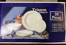 Serviço de loiça arcopal novo