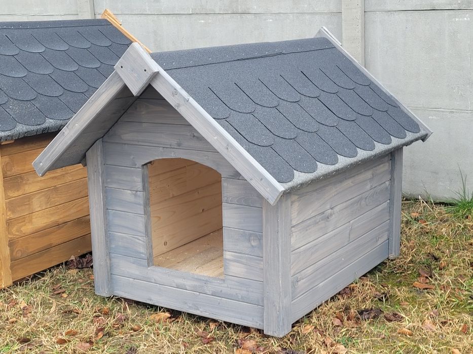 Buda dla psa ocieplana pióro-wpust ciemny brąz gont brązowy