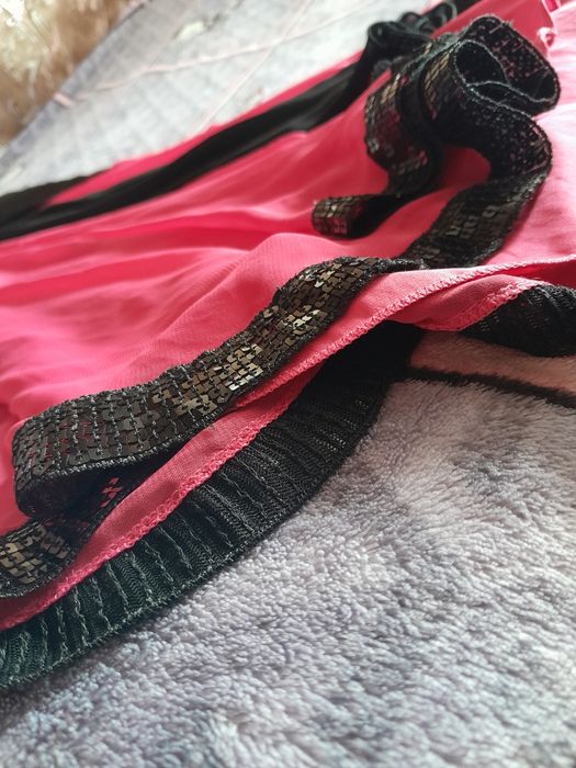 Вартість сукні 300 грн